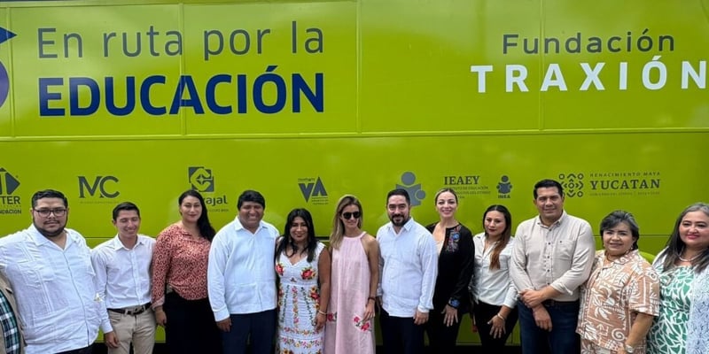 Fundación Traxión inicia Ruta 20 en Yucatán con aula móvil para combatir rezago