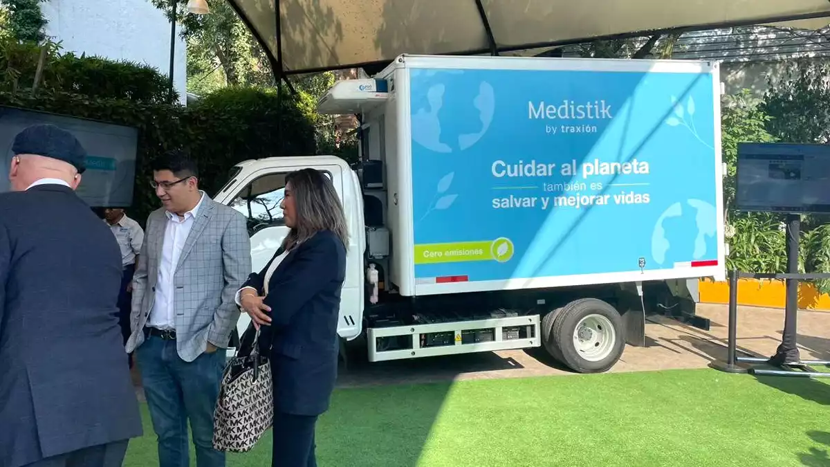 Medistik pone en marcha la primera unidad eléctrica refrigerada en México para transportar insumos médicos