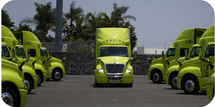 Cabezotes de tractocamión en tonalidad verde 