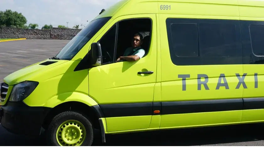 servicios-viajes-especiales-traxion-1